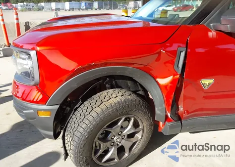 2024 Ford Bronco Sport Badlands z USA, uszkodzony, nr VIN 3FMCR9D92RRF38059